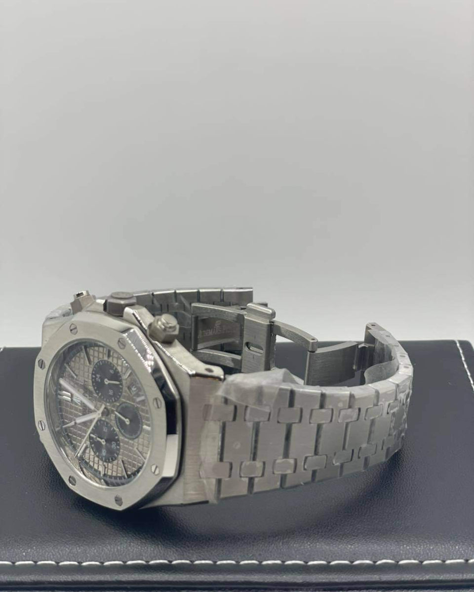 Audemars Piguet  Black Chrono khaki dial